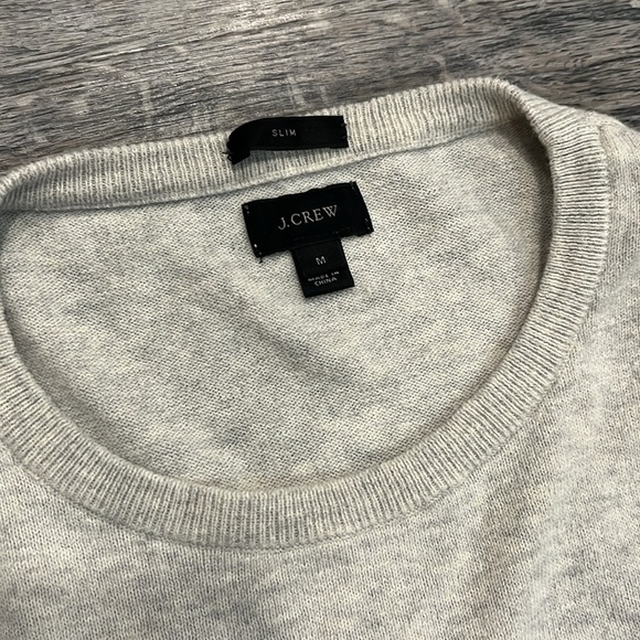 JCrew Men's Gray crew neck cashmere blend sweater - Picture 3 of 5